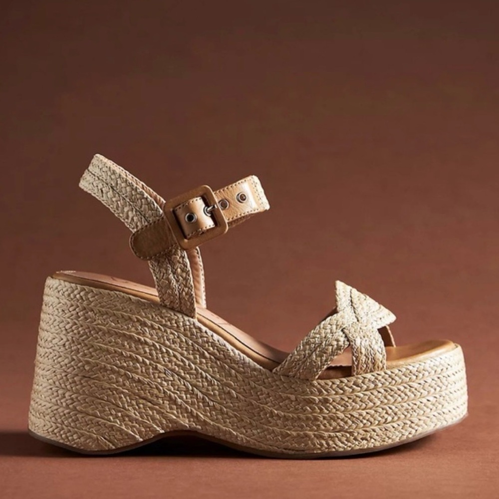 Anthropologie Vicenza Tan Wedge Sandals